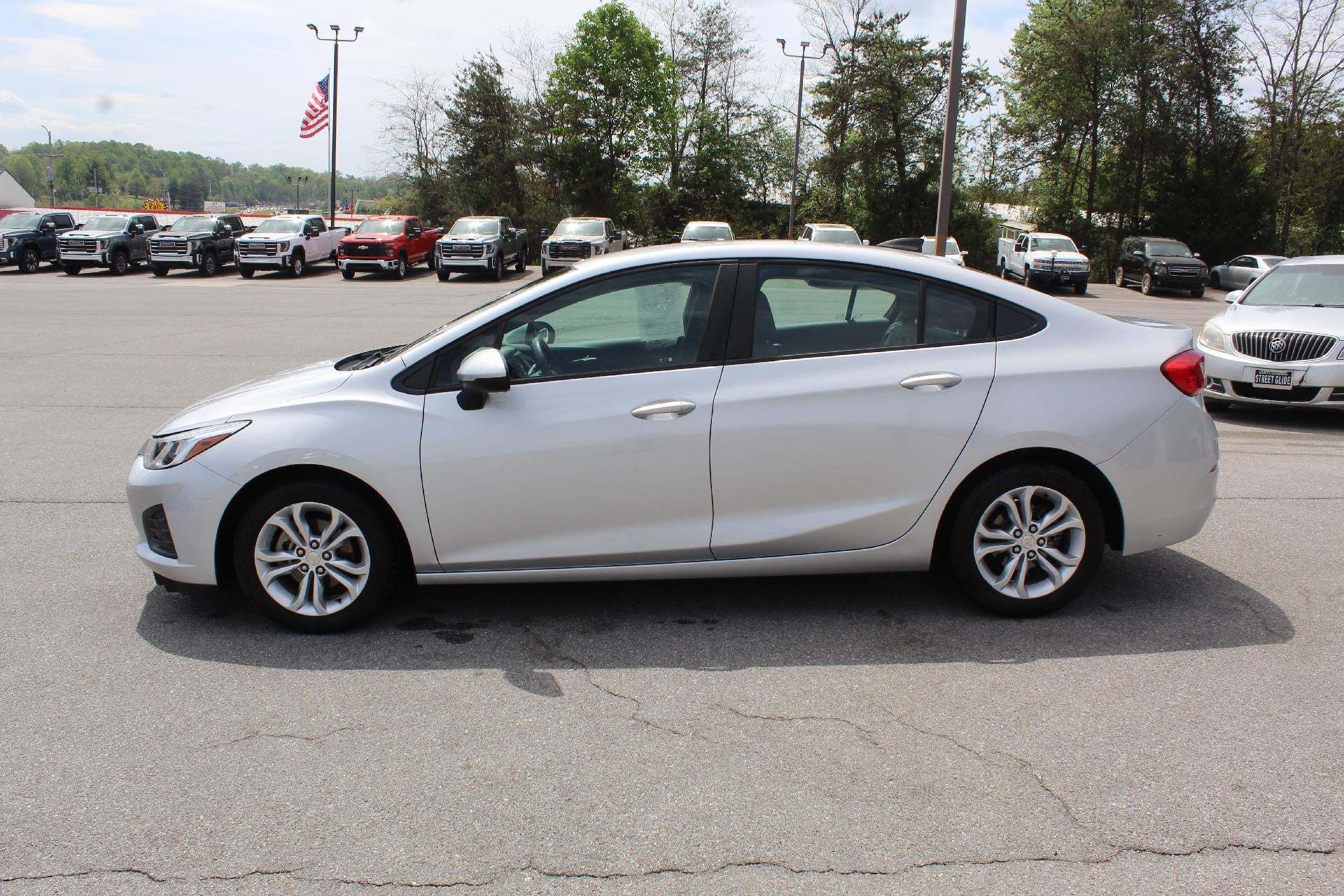 2019 Chevrolet Cruze LS