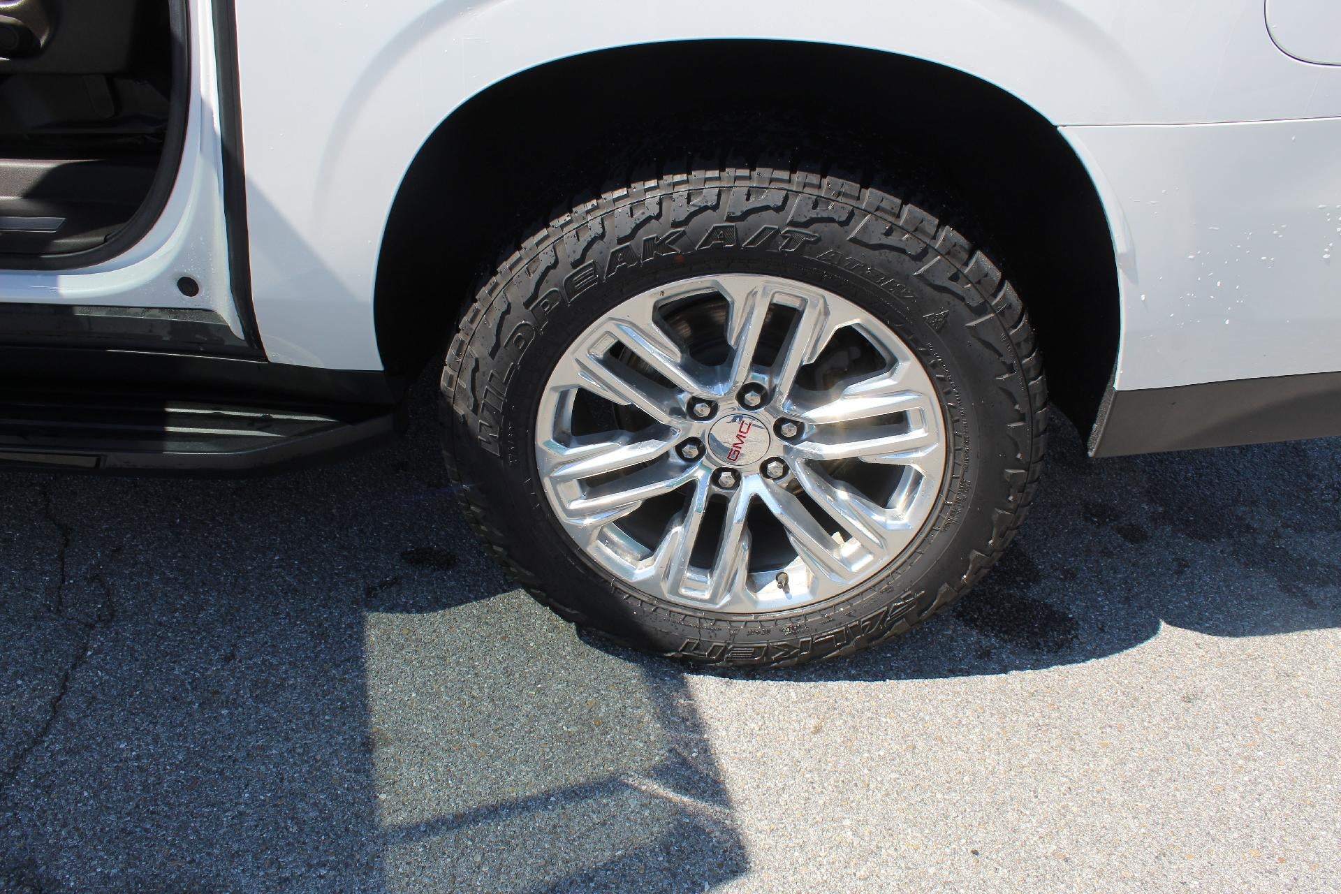 2021 GMC Yukon XL SLT