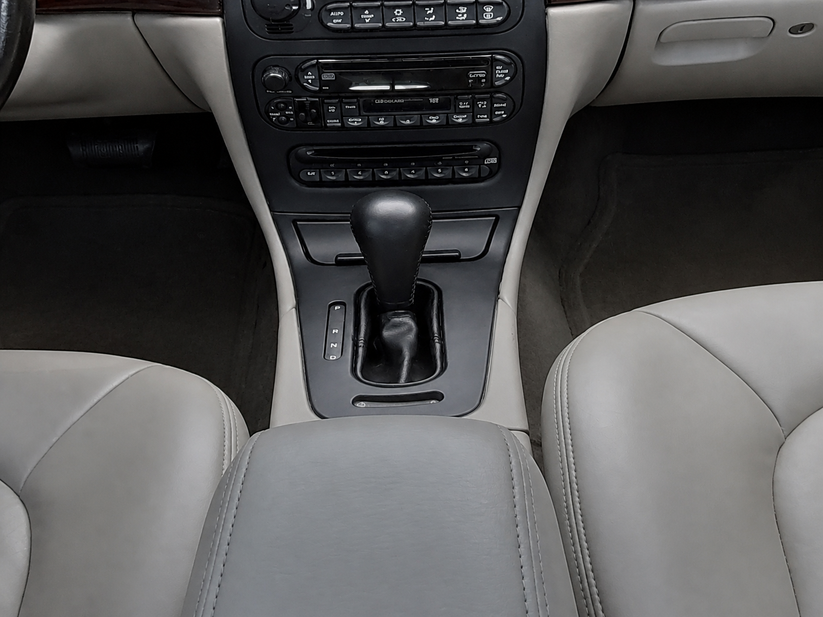 2004 Chrysler 300M Base