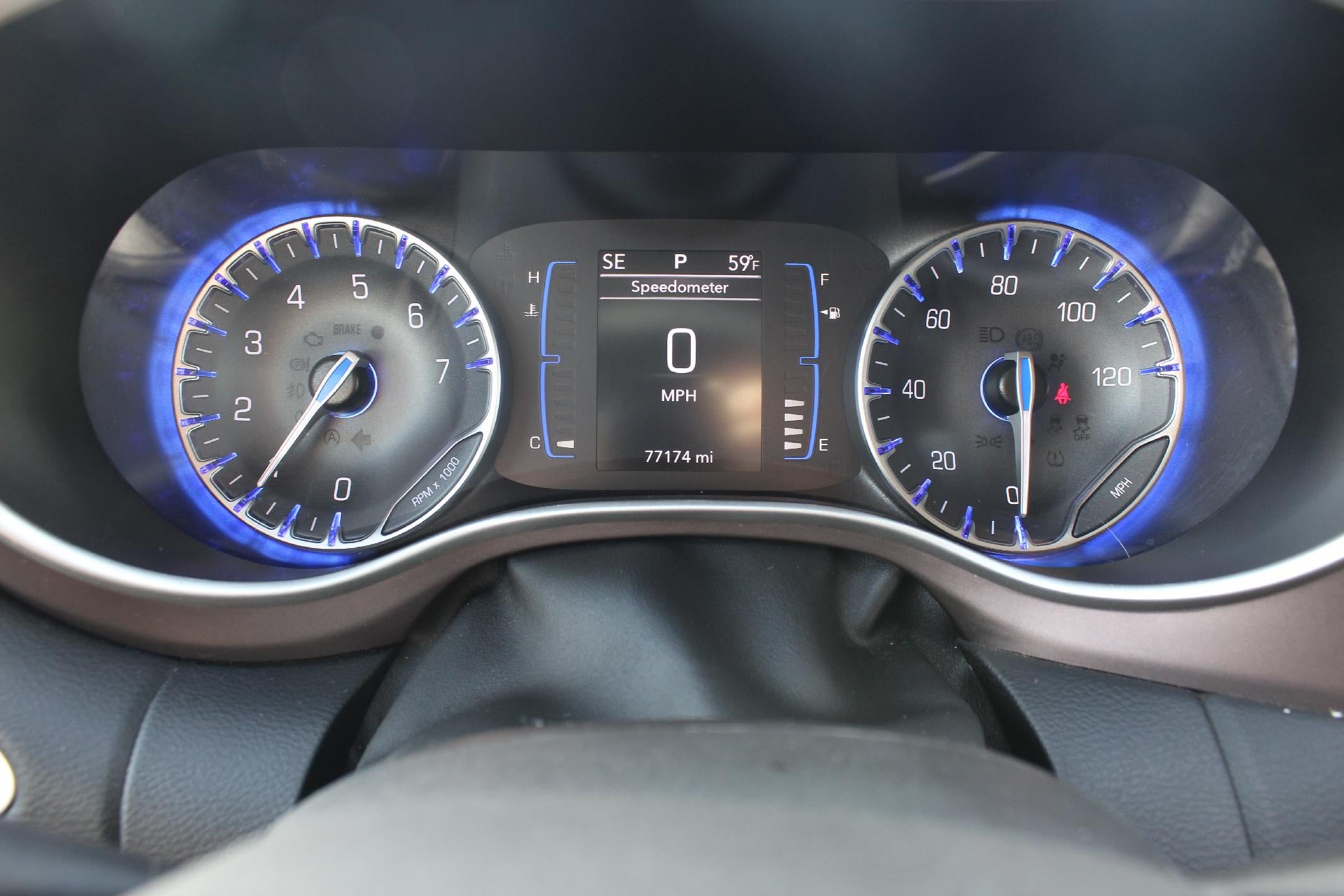 2023 Chrysler Voyager LX