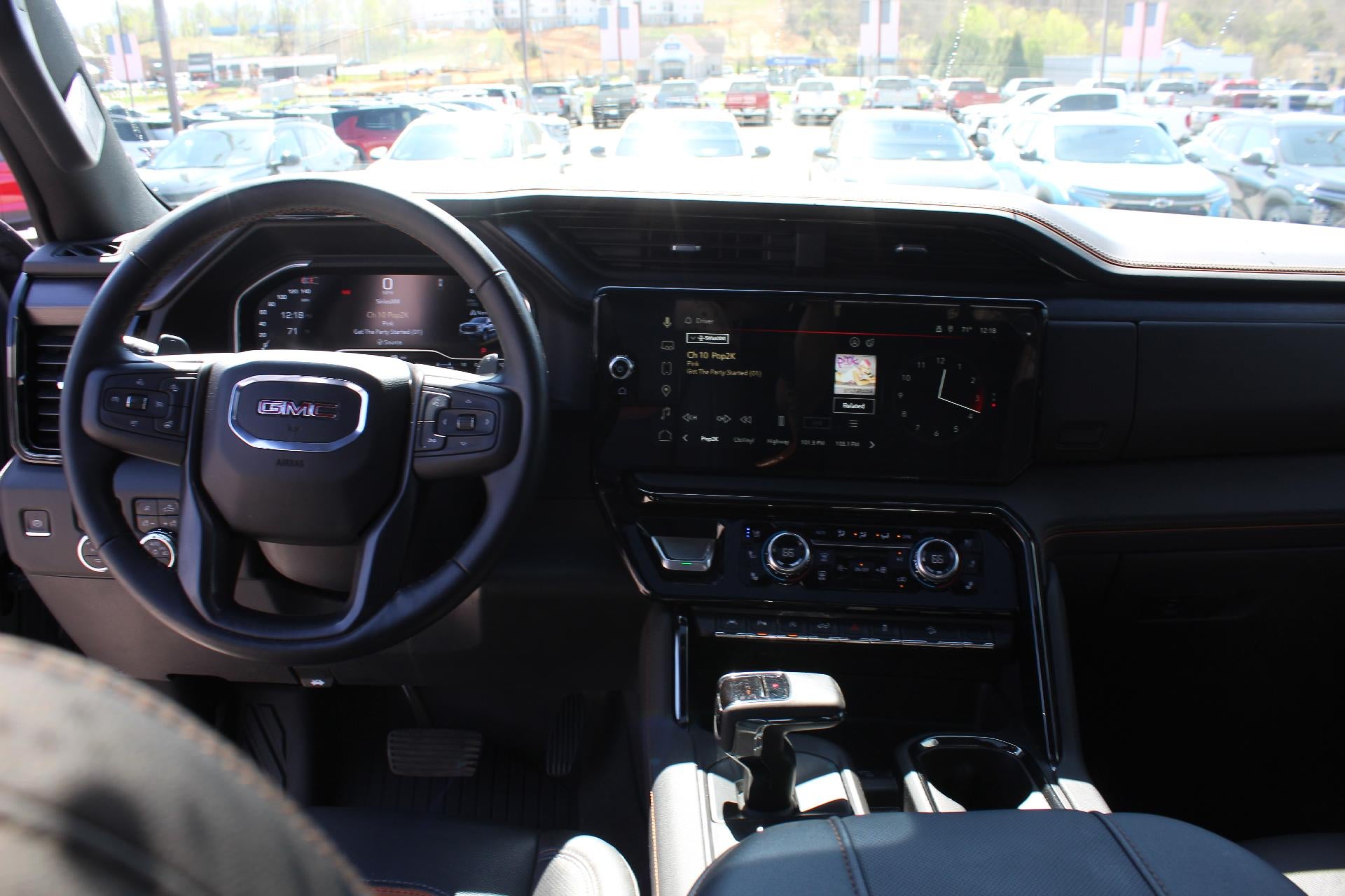 2024 GMC Sierra 1500 AT4