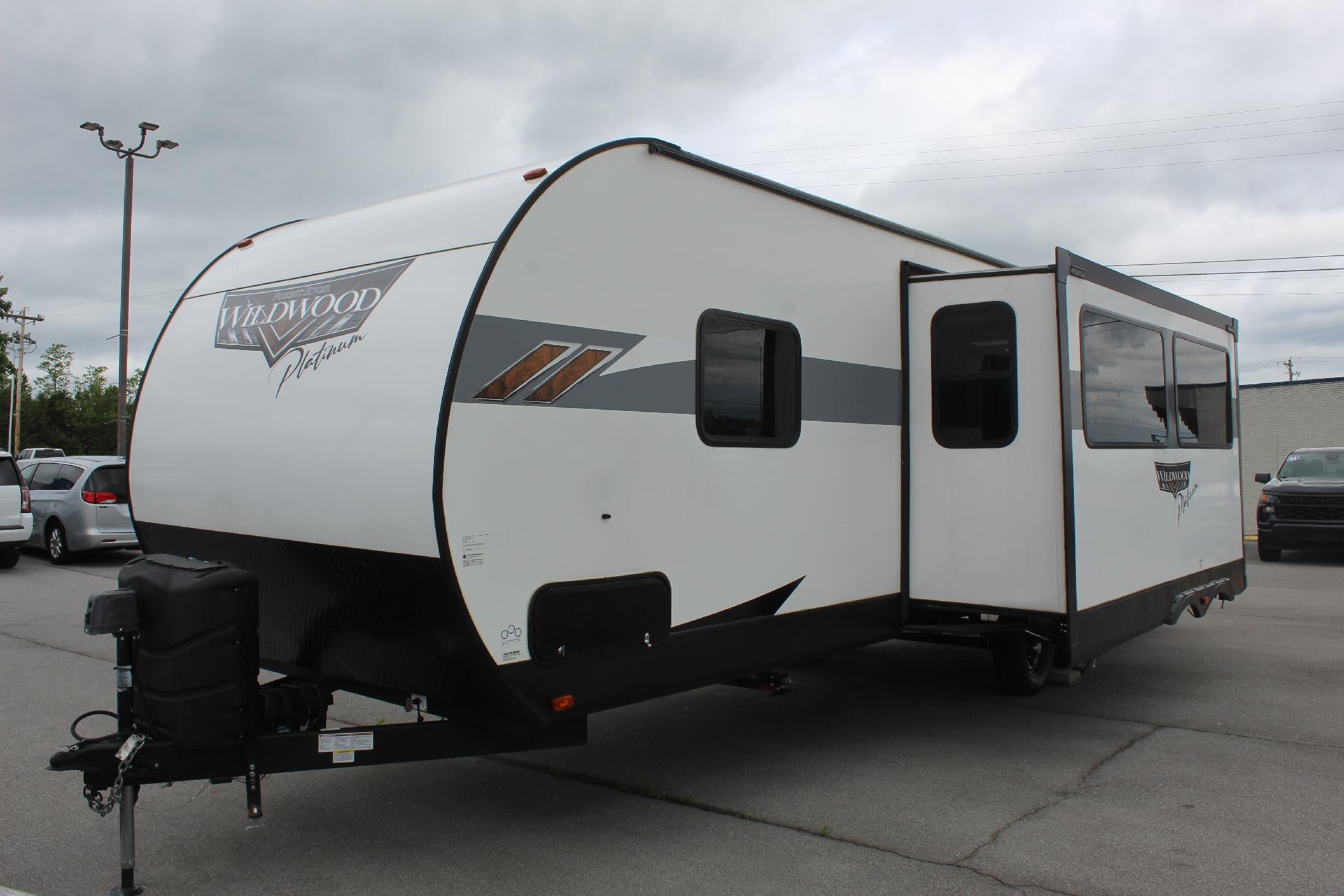 2023 FOREST RIVER WILDWOOD Base