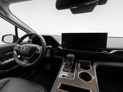2025 Toyota Sienna Platinum